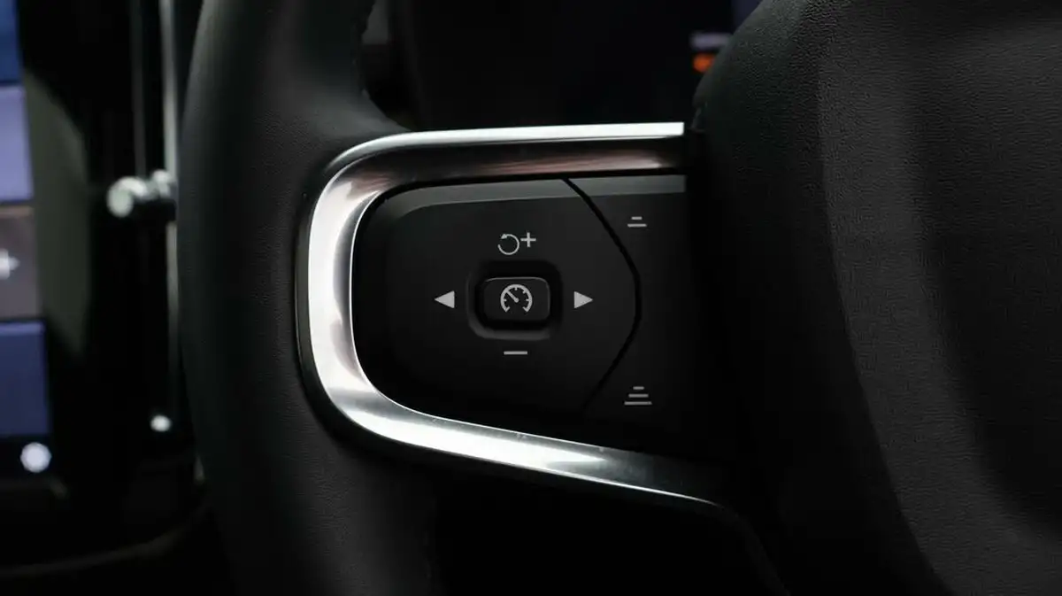 2023-volvo-c40-e-recharge-ultimate-228bhp-big-25