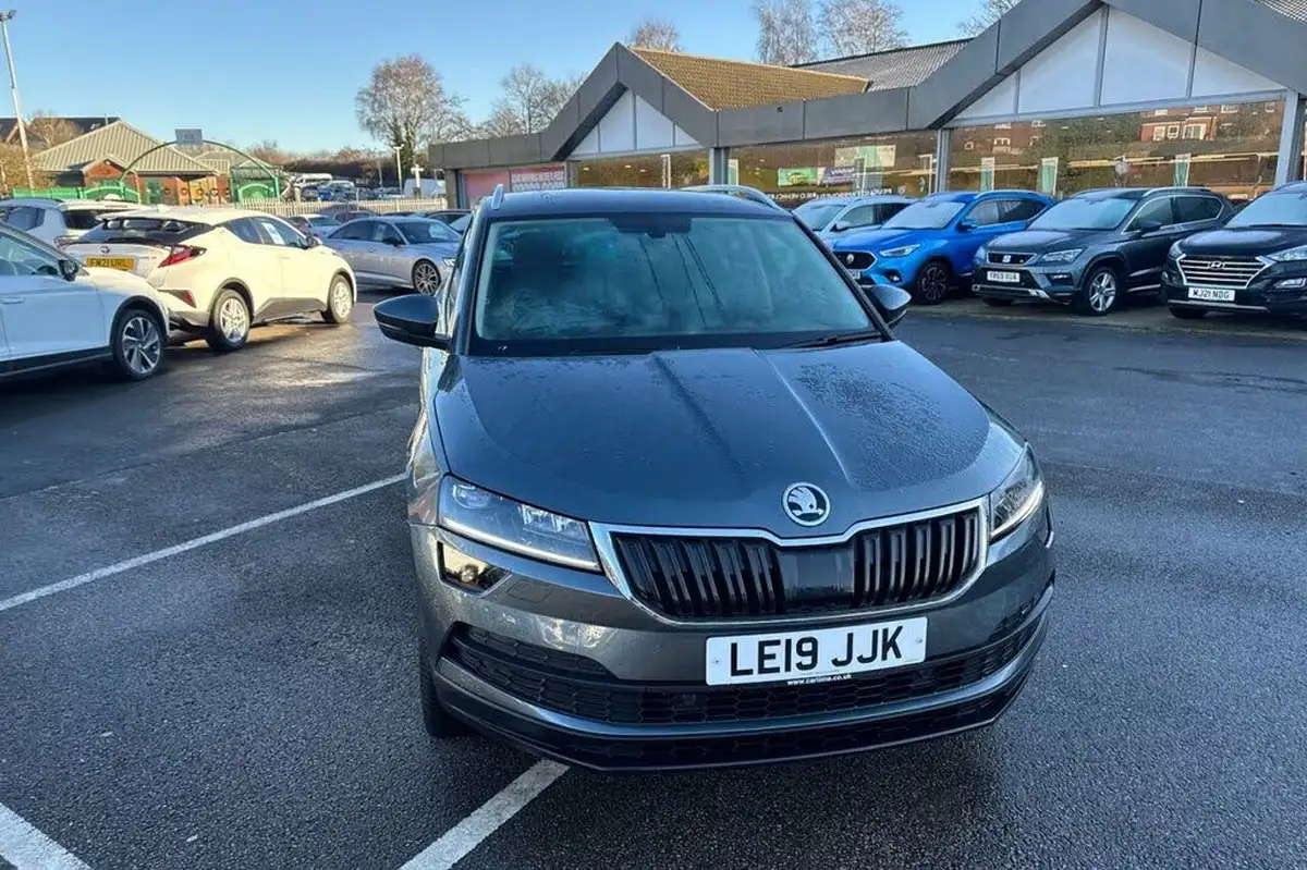 2019-skoda-karoq-15-tsi-se-l-big-33