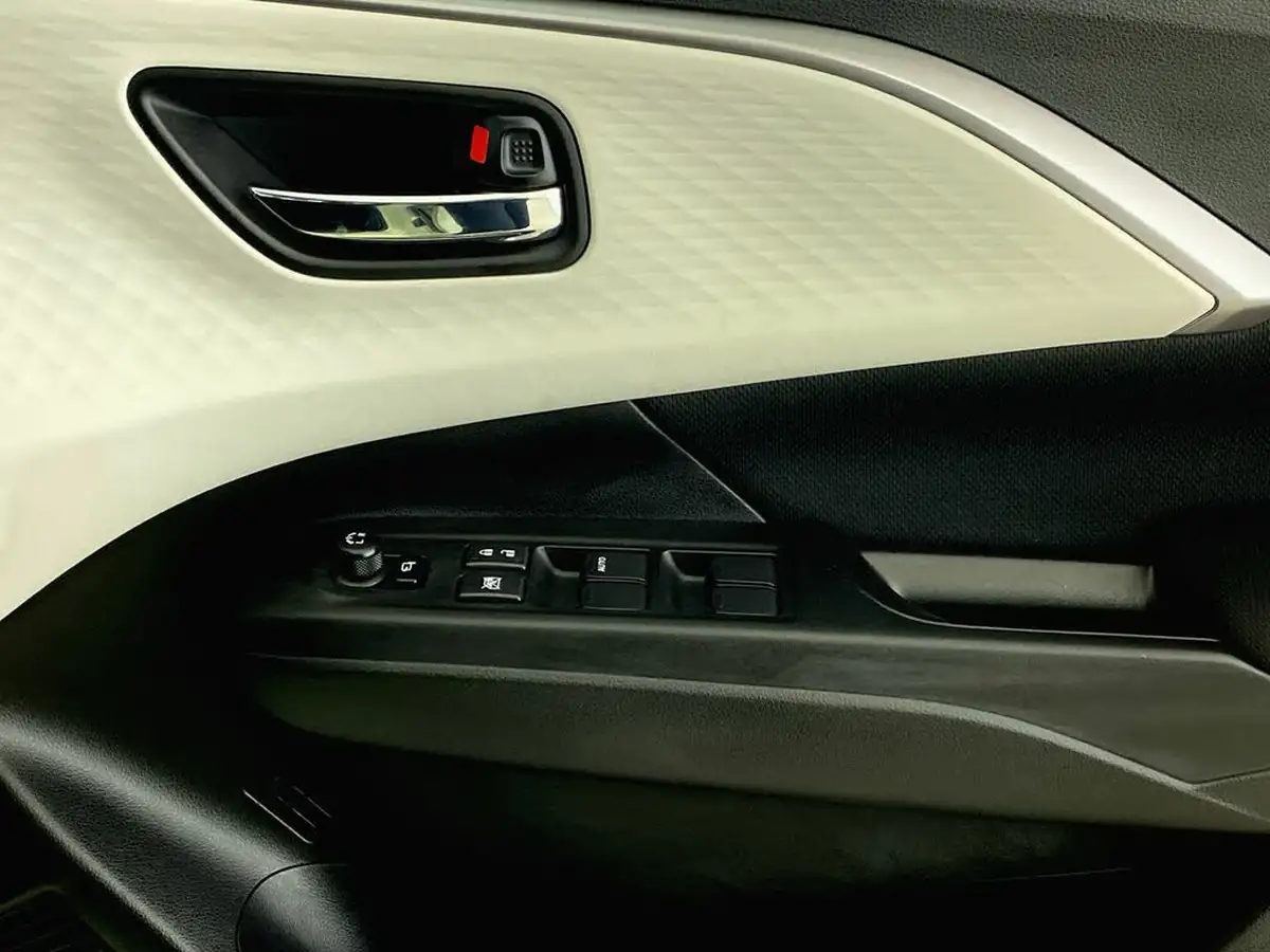 2024-suzuki-swift-12-ultra-big-12