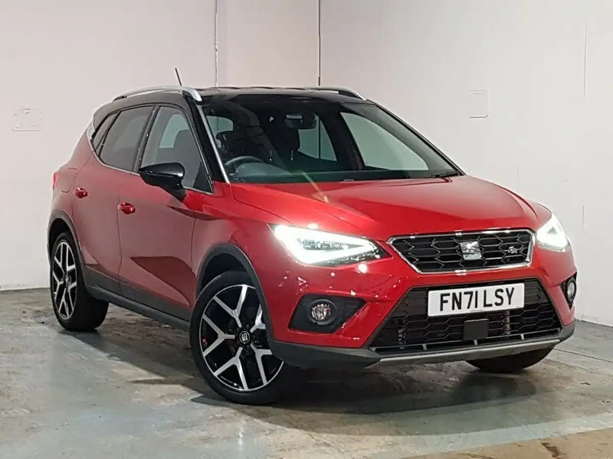 2021-seat-arona-10-tsi-fr-red-edition-dsg-big-0