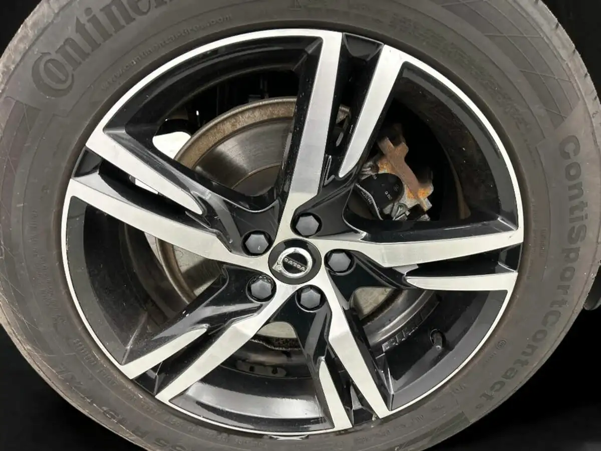 2021-volvo-xc60-20-t6-r-design-350bhp-plug-in-hybrid-big-10