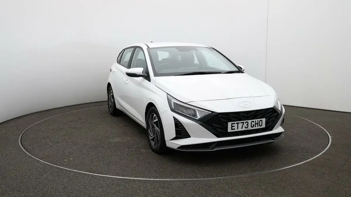 2024-hyundai-i20-10-t-gdi-advance-big-34