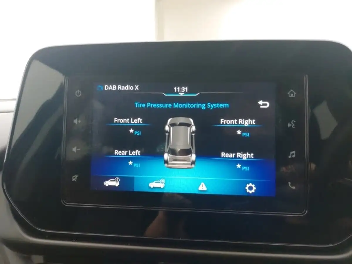 2023-suzuki-s-cross-14-boosterjet-motion-big-17