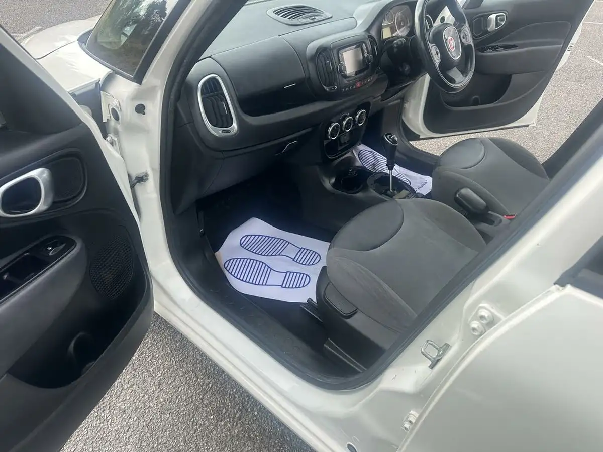 2013-fiat-500l-13td-lounge-dualogic-big-24