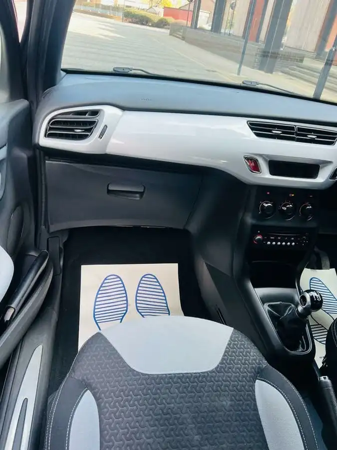 2014-citroen-ds3-12-dsign-plus-big-27