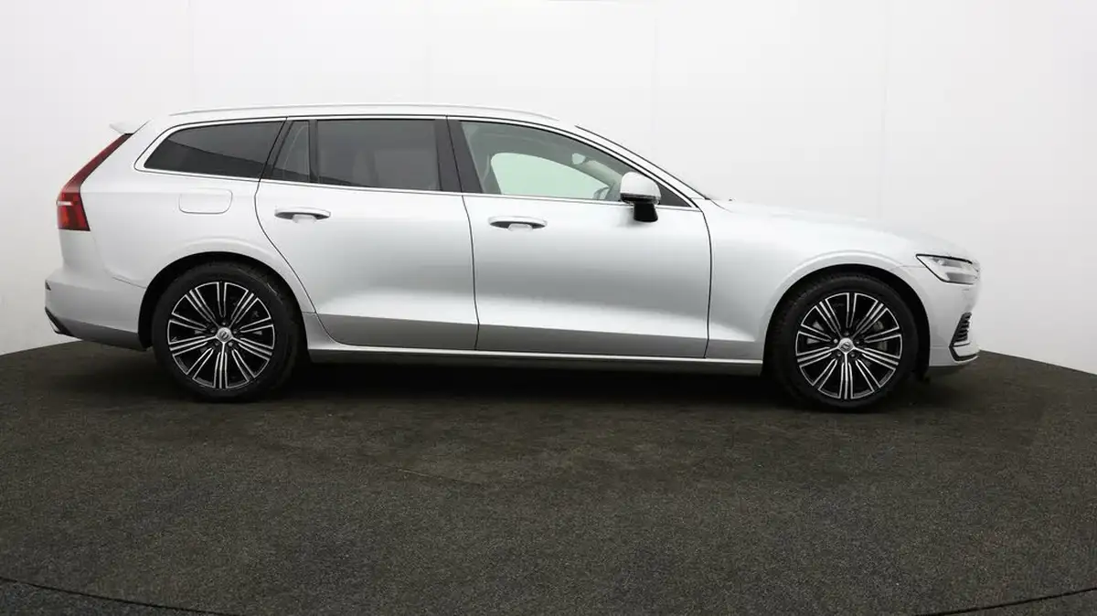 2020-volvo-v60-20-t6-inscription-big-57