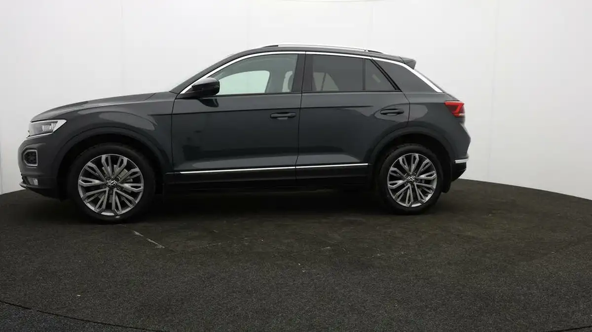 2021-volkswagen-t-roc-20-tsi-sel-big-59