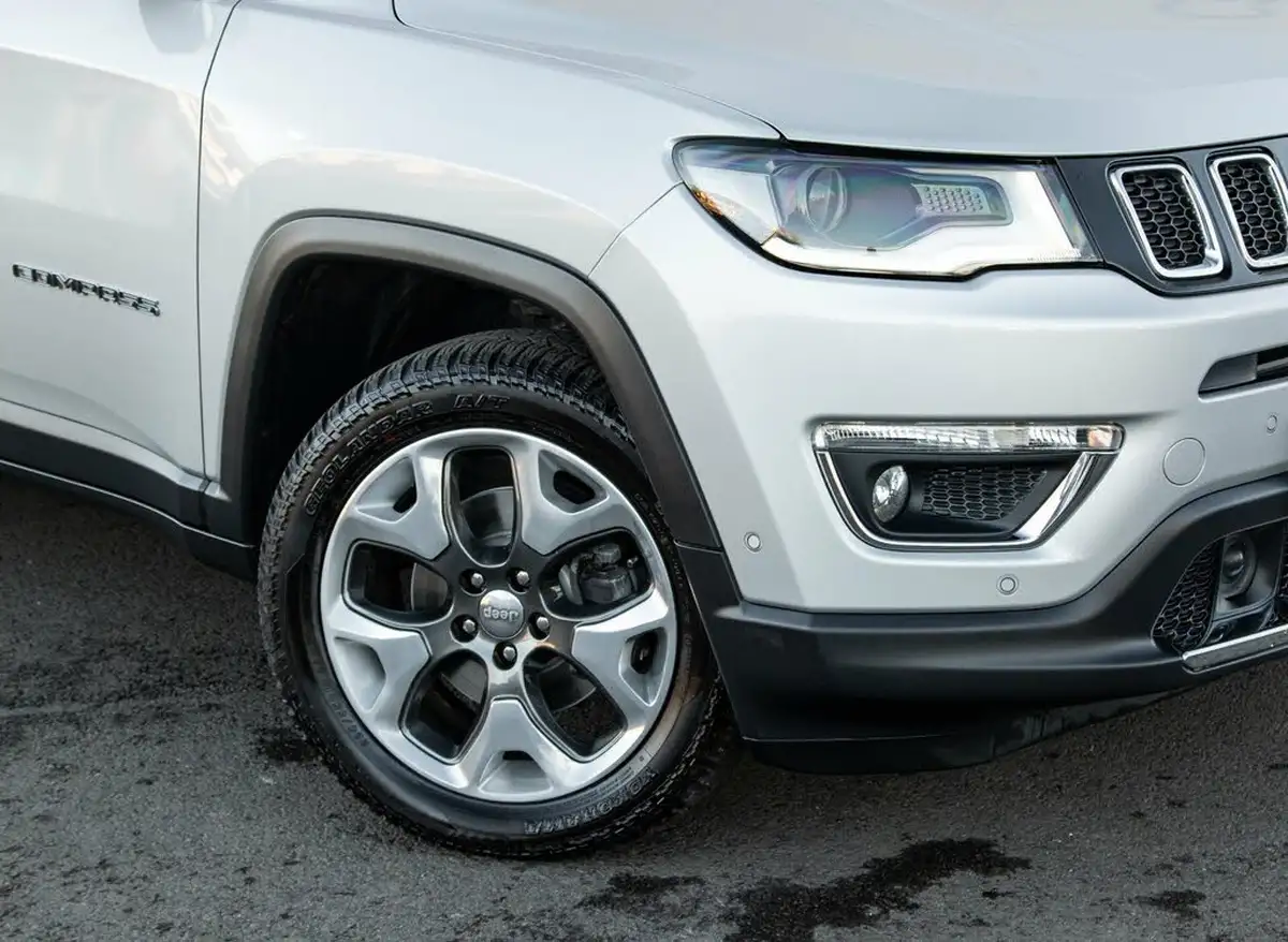 2019-jeep-compass-14-multiair-ii-limited-168bhp-4x4-auto-big-2