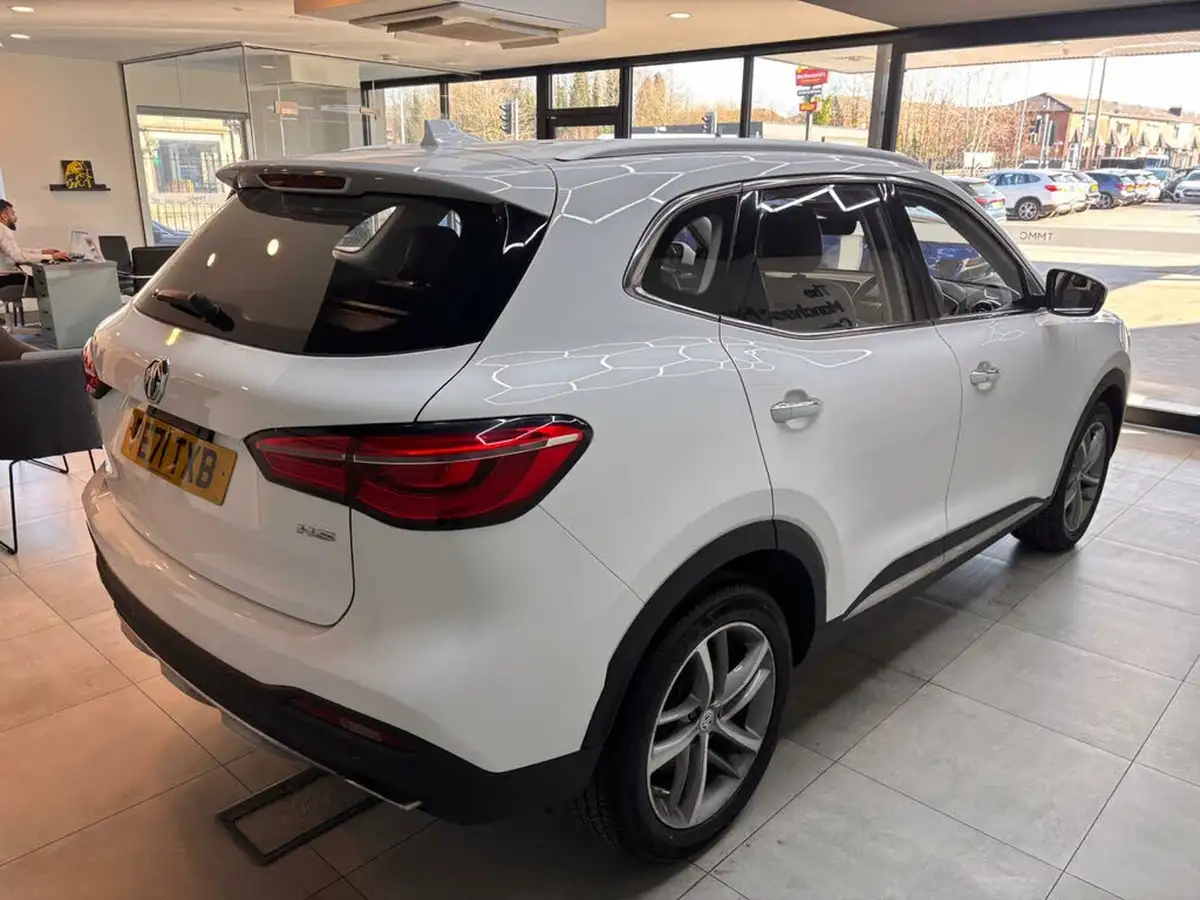 2021-mg-hs-15t-gdi-excite-162ps-dct-big-8