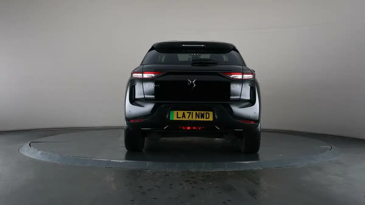2022-ds-ds-3-crossback-e-tense-bastille-big-23