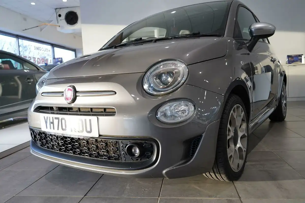 2020-fiat-500-10-rockstar-big-6