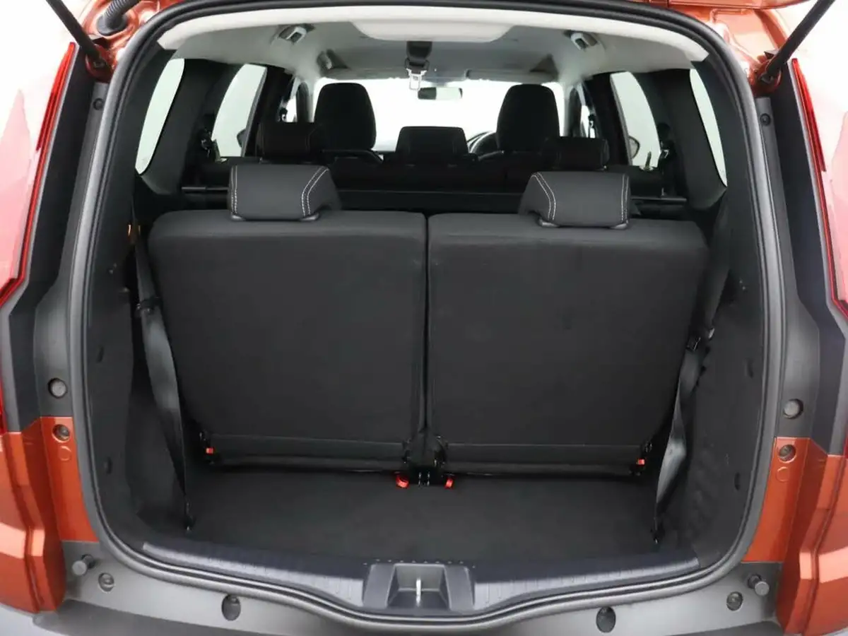 2022-dacia-jogger-10-tce-comfort-big-17