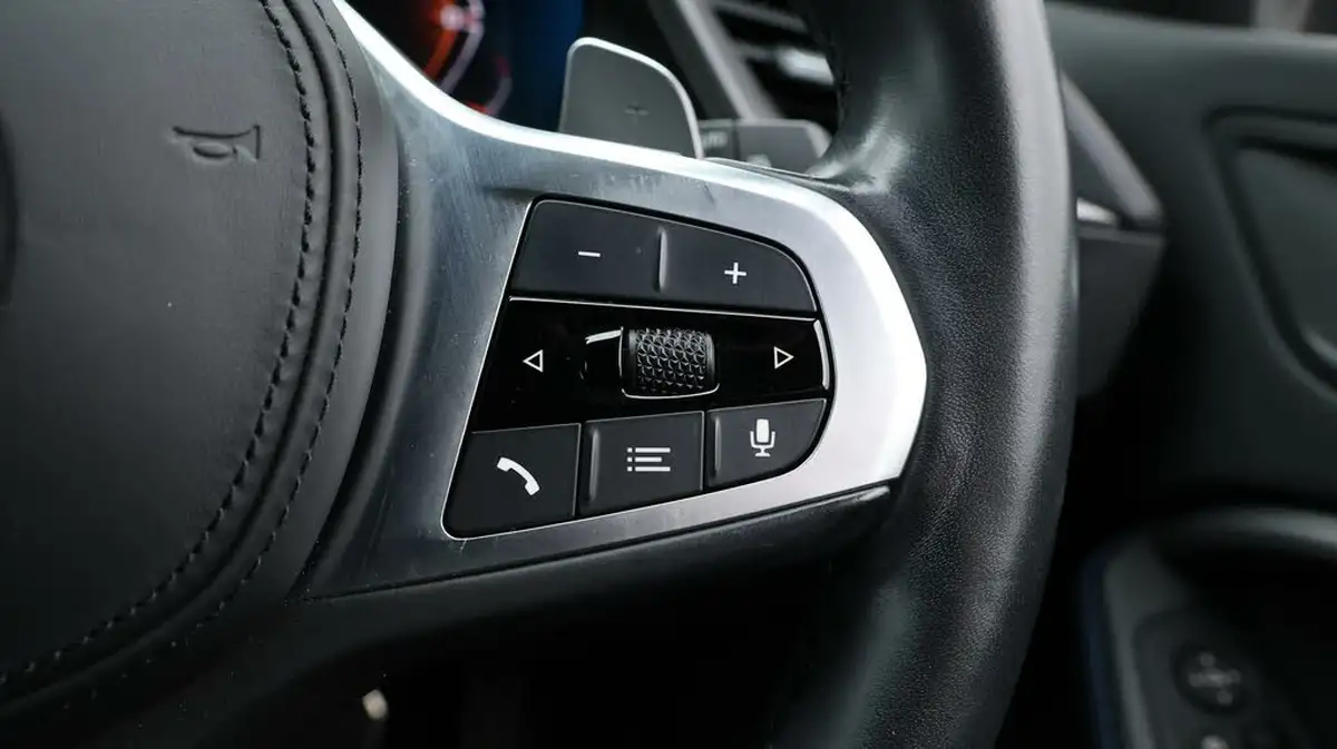 2021-bmw-1-series-20-m135i-xdrive-big-26