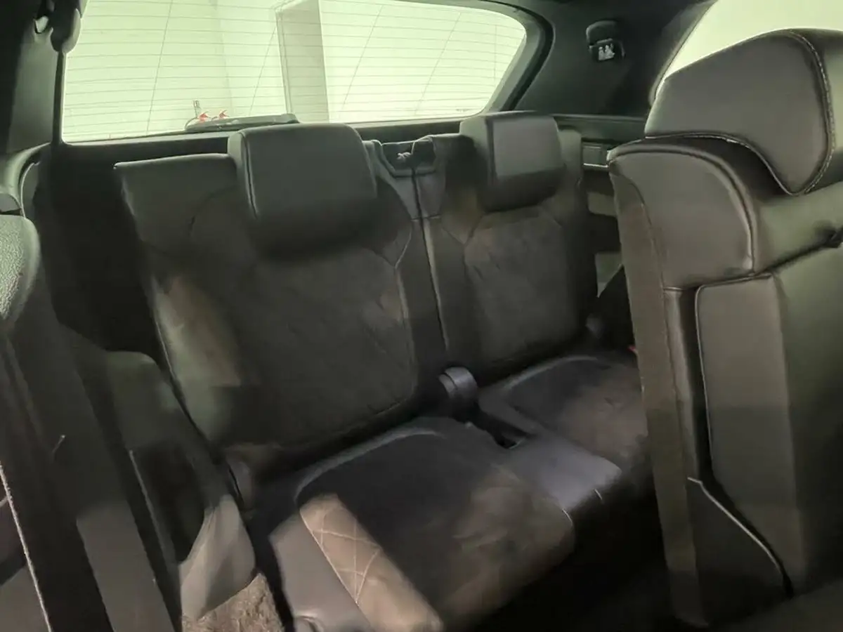 2019-skoda-kodiaq-20tdi-sportline-190ps-seats-scr-dsg-big-10