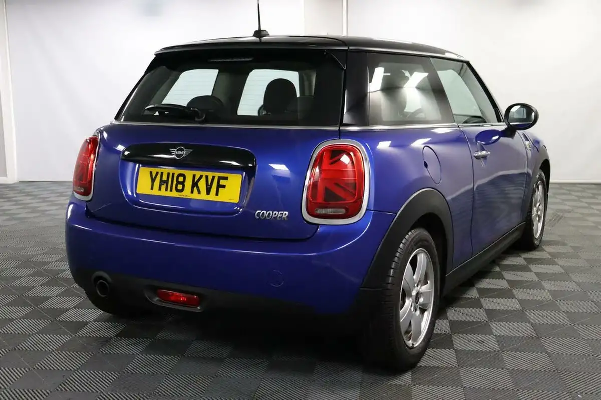 2018-mini-cooper-15-cooper-series-ii-ss-hatchback-3d-big-16