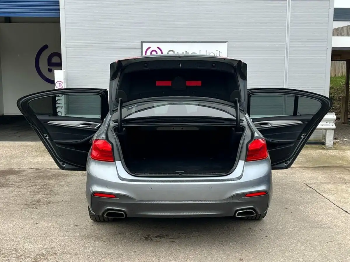 2018-bmw-5-series-20-530e-m-sport-big-20