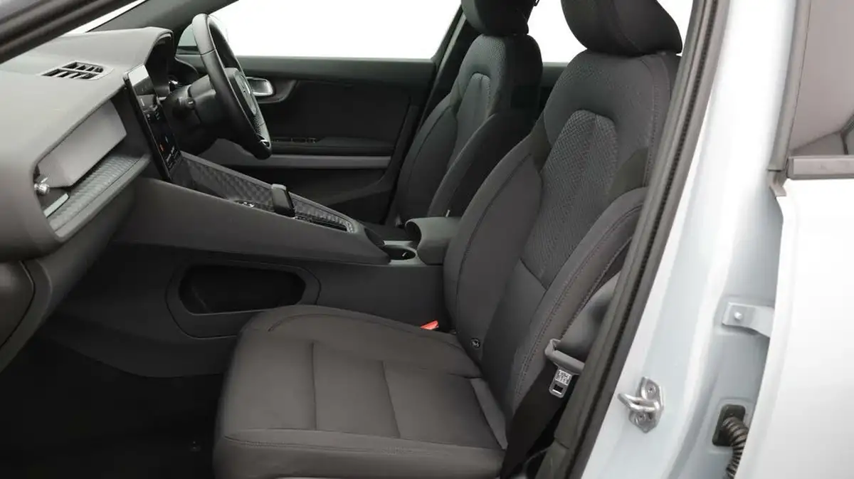 2022-polestar-polestar-2-e-ps2-165kw-standard-single-hatchback-big-14