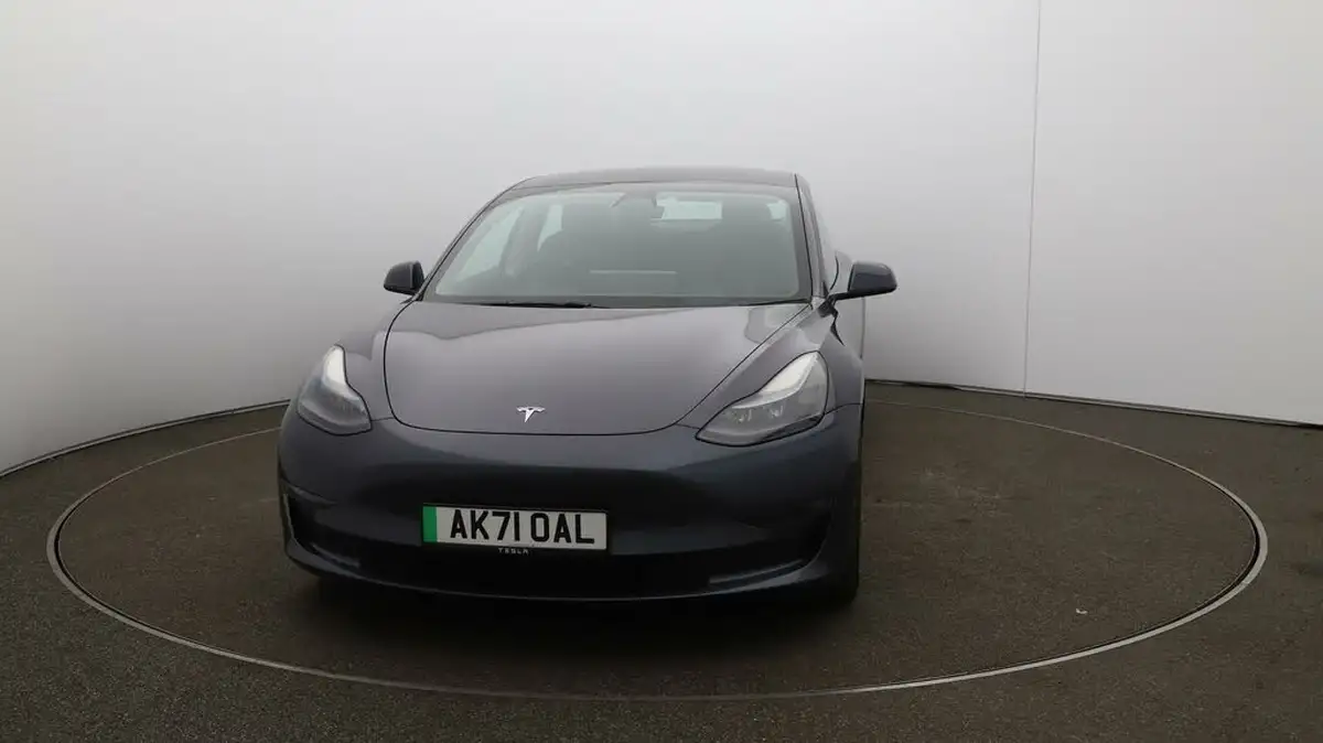 2021-tesla-model-3-e-long-range-awd-big-37