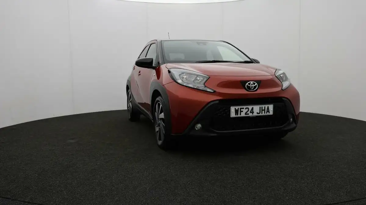 2024-toyota-aygo-x-10-vvt-i-edge-big-50