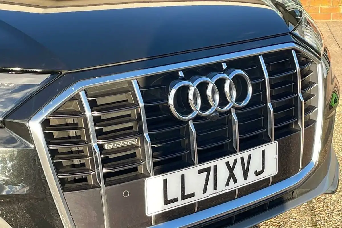 2022-audi-q7-30-45-tdi-s-line-big-50