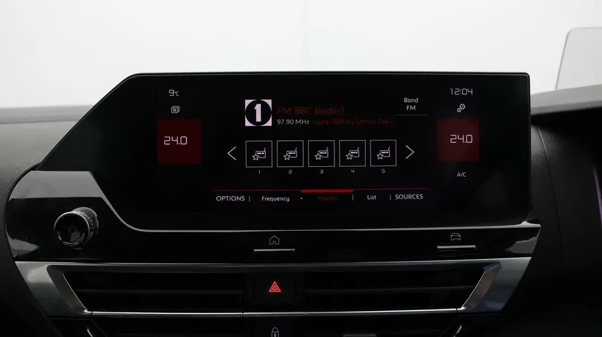 2021-citroen-c4-12-puretech-sense-plus-big-10
