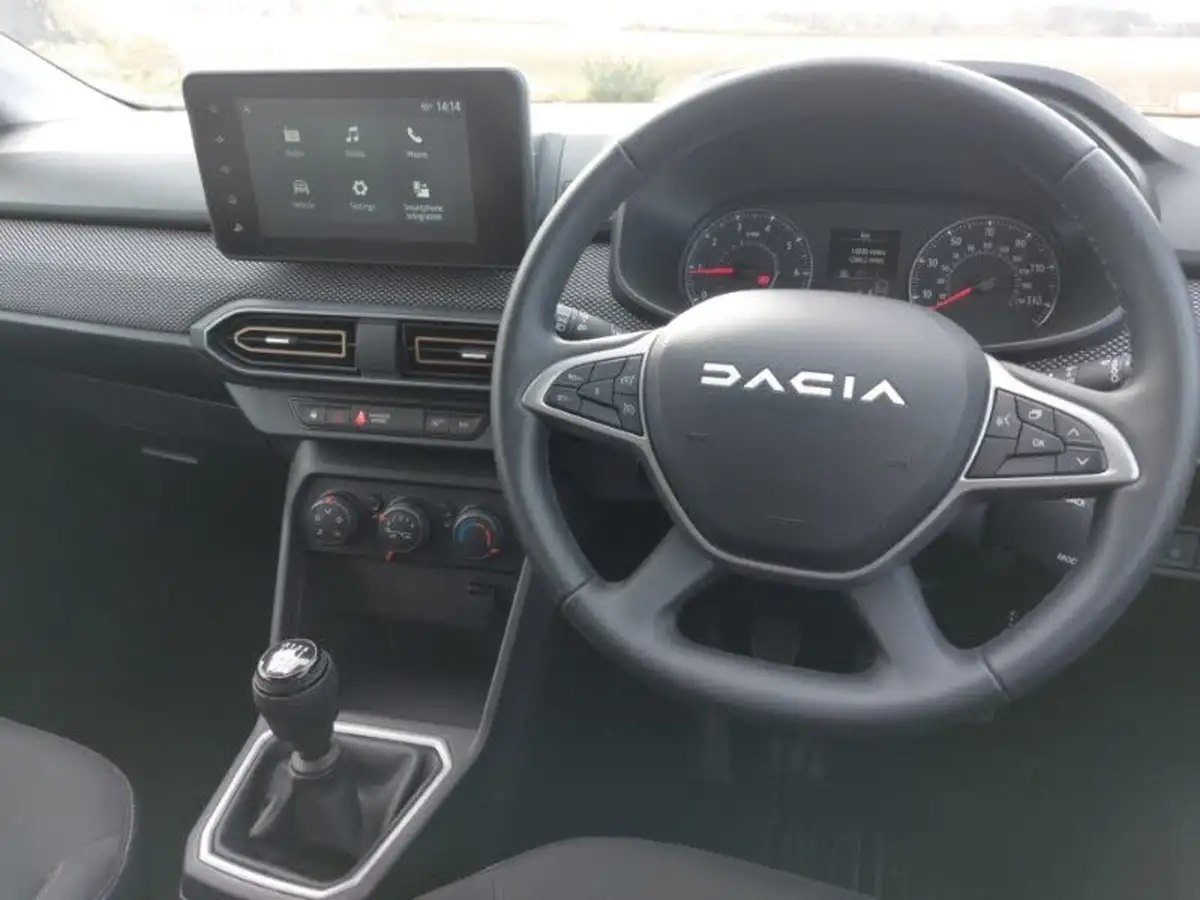 2024-dacia-sandero-stepway-10-tce-expression-90bhp-big-6