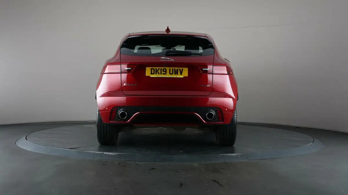 2019-jaguar-e-pace-20-i4d-r-dynamic-150ps-big-6