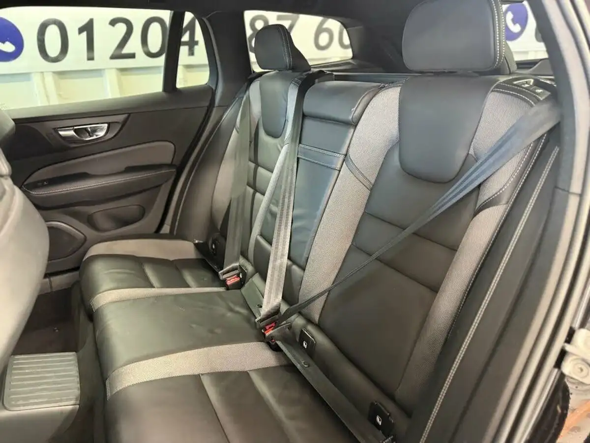 2020-volvo-v60-20-t6-r-design-big-8