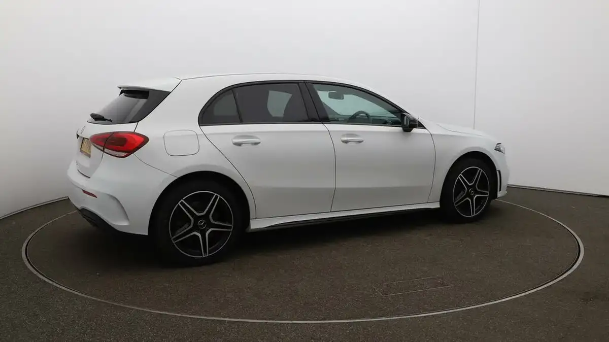 2021-mercedes-benz-a-class-13-a250e-amg-line-edition-hatchback-5d-big-42