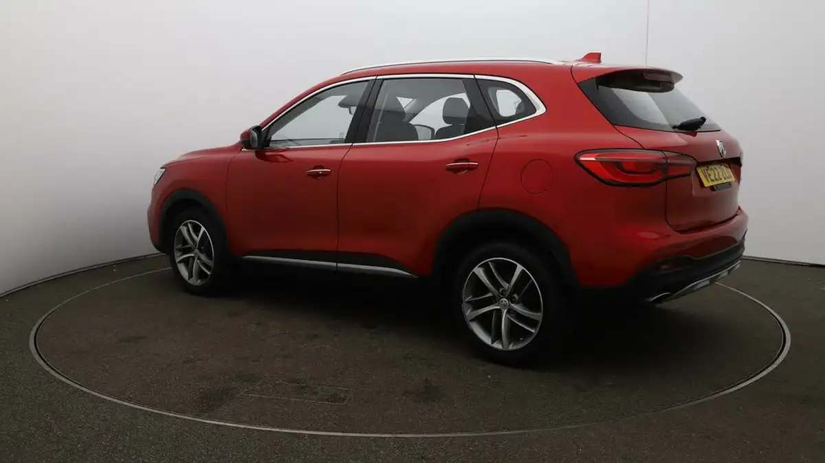 2022-mg-hs-15t-gdi-excite-162ps-dct-big-33