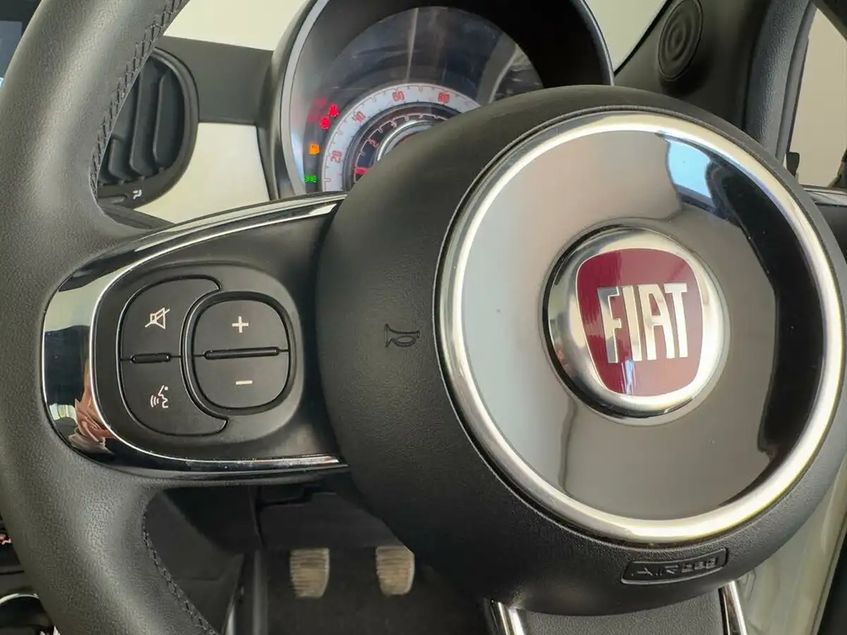 2022-fiat-500-10-dolcevita-big-18