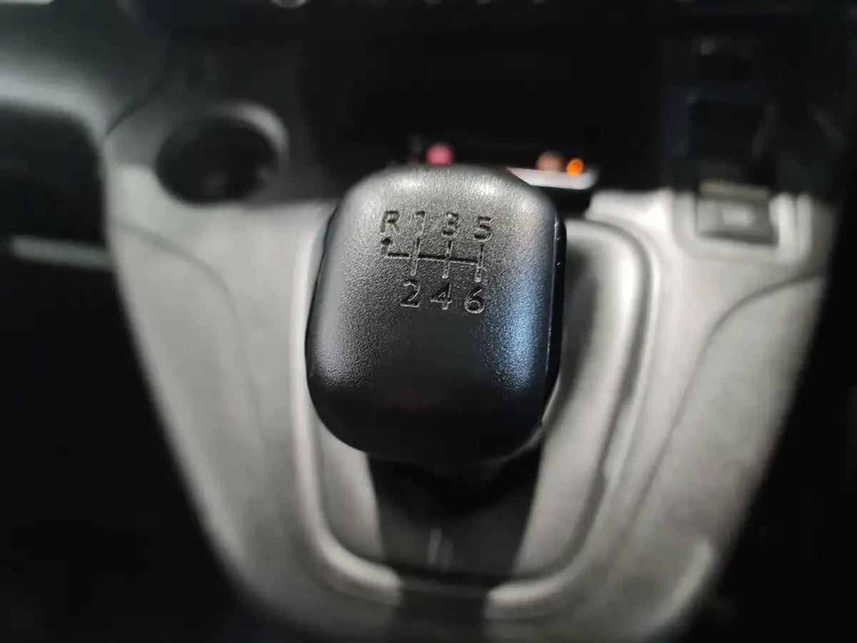 2020-citroen-berlingo-12-puretech-1000-enterprise-big-25