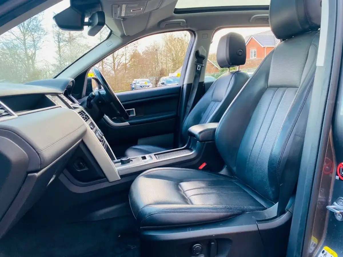 2017-land-rover-discovery-sport-20td4-hse-180ps-station-wagon-auto-big-26