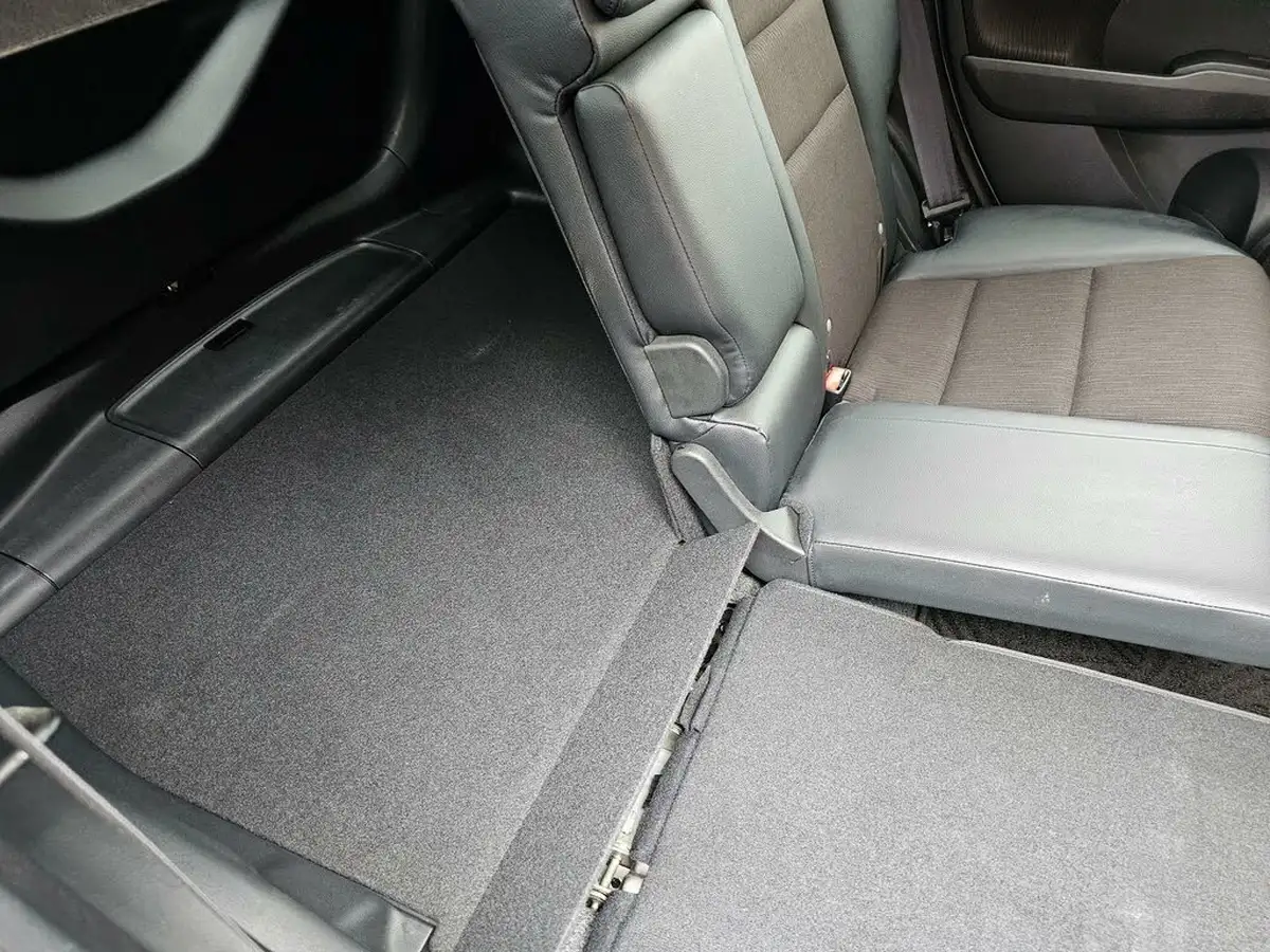 2013-honda-jazz-big-12