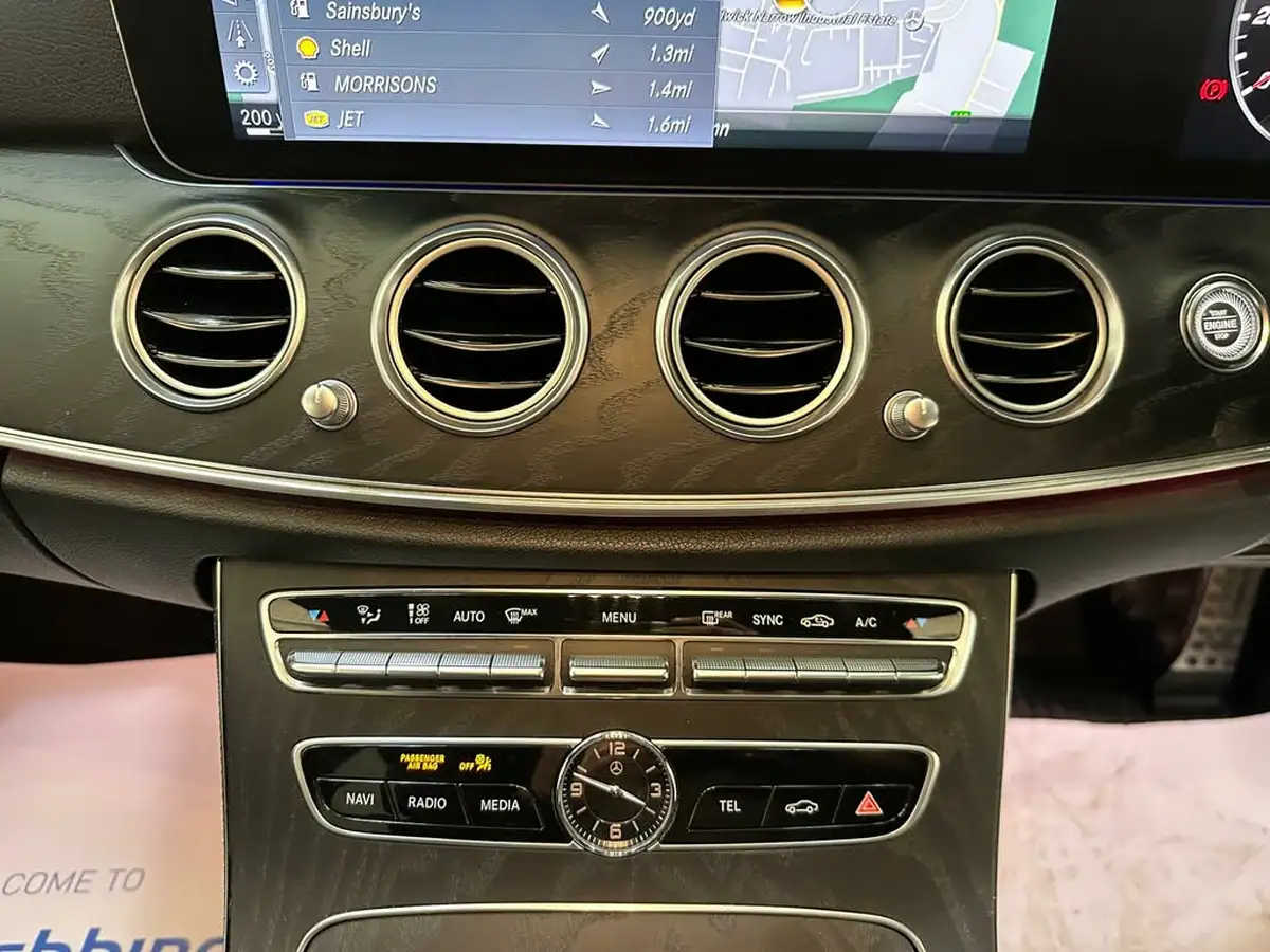 2020-mercedes-benz-e-class-20-e200-amg-line-edition-saloon-4d-big-13