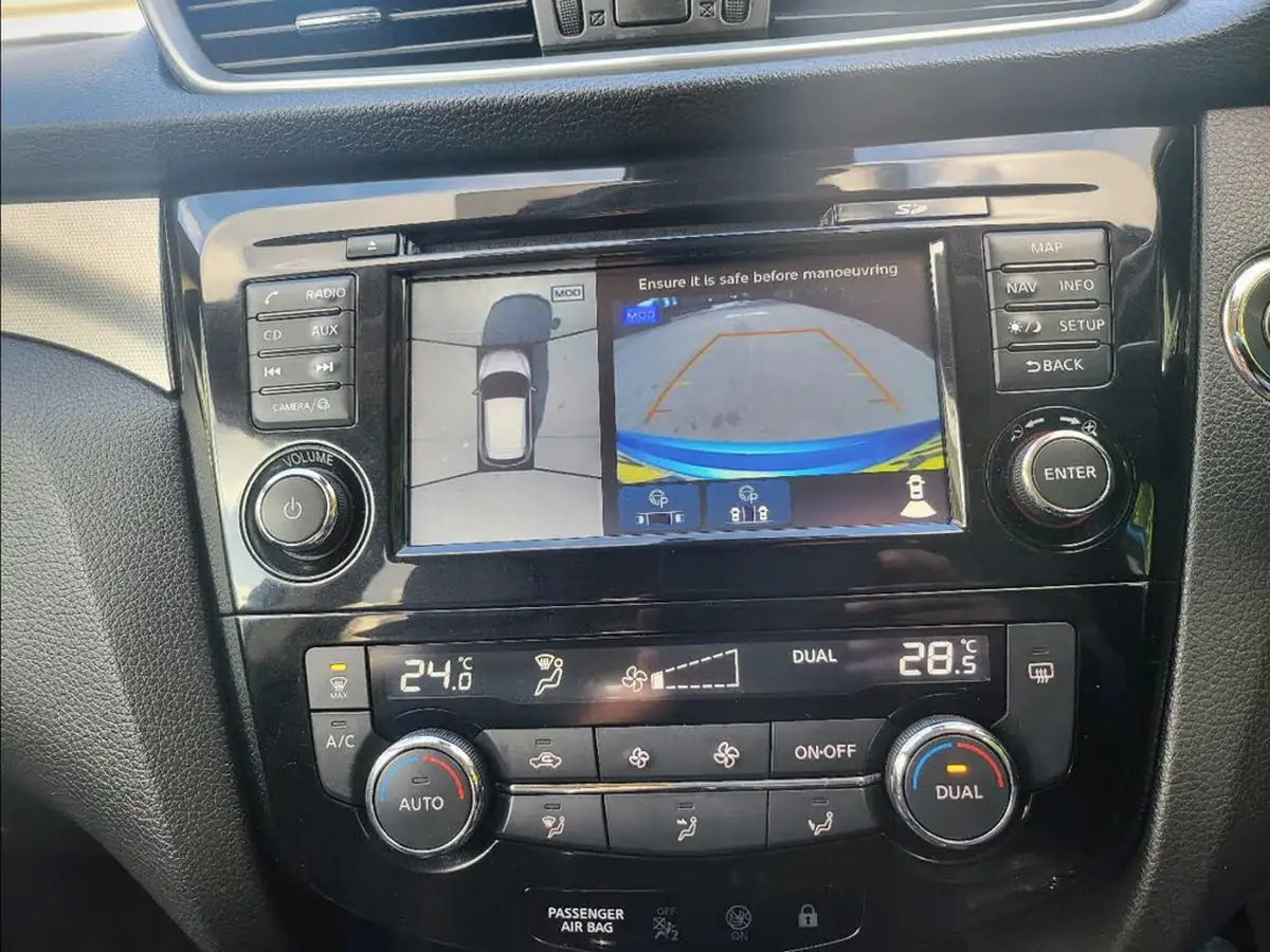 2017-nissan-qashqai-15dci-tekna-big-10