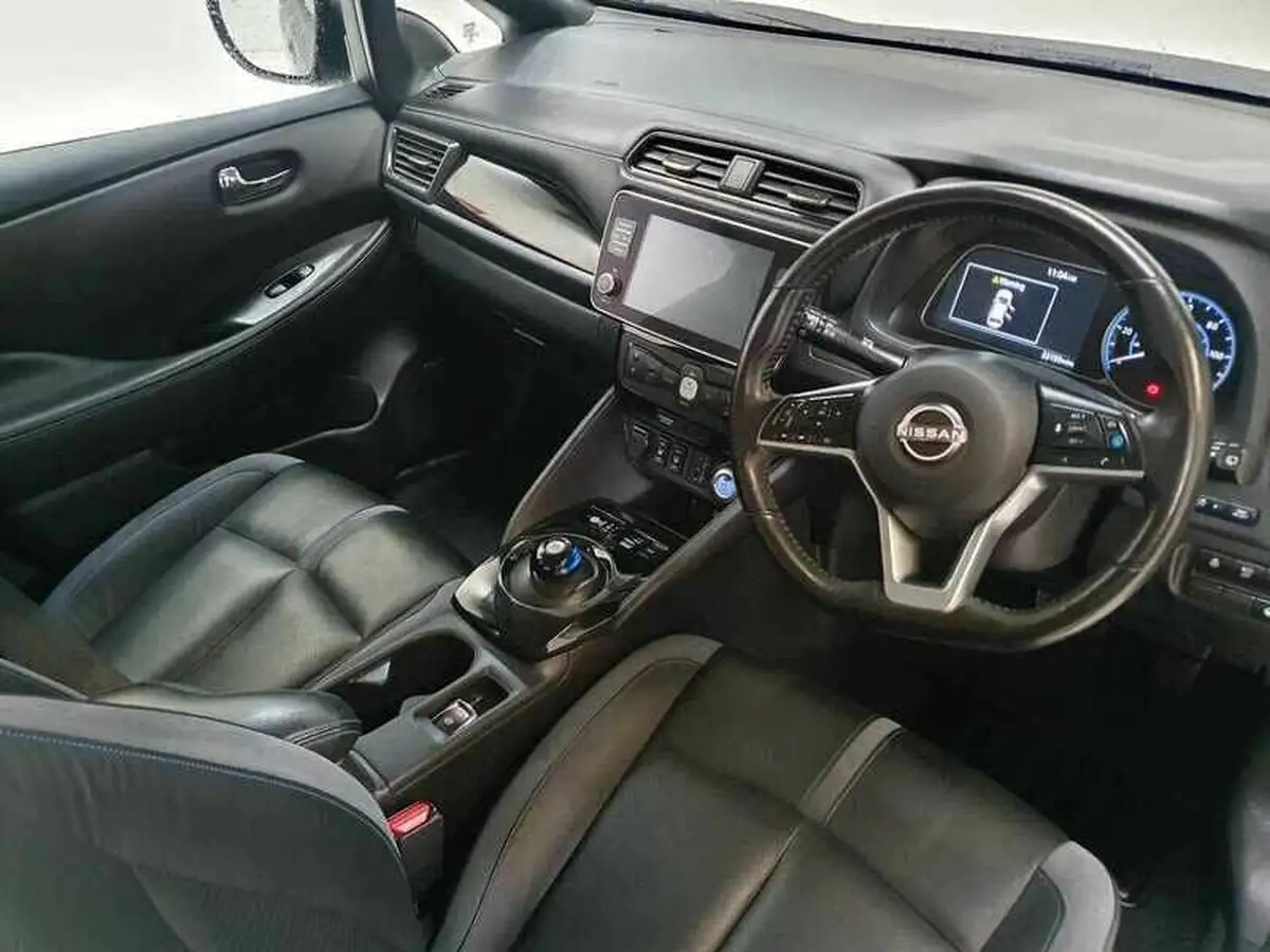 2022-nissan-leaf-e-tekna-39kwh-big-12