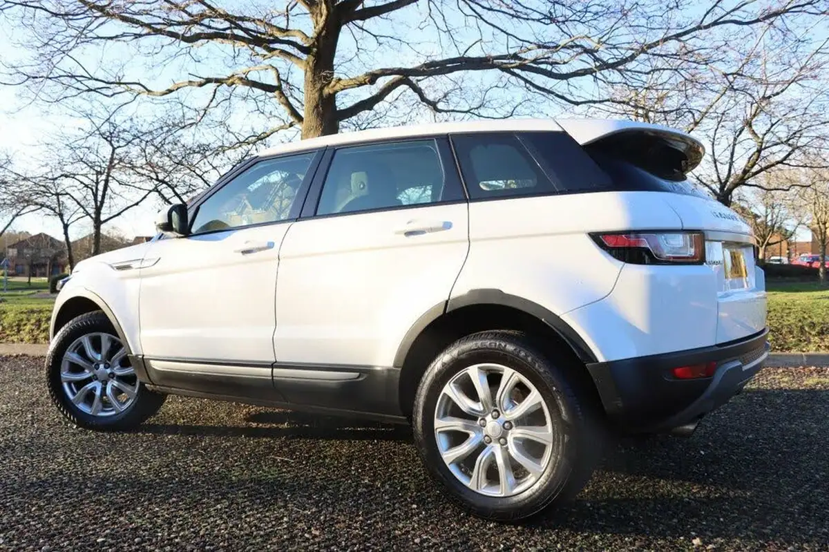 2018-land-rover-range-rover-evoque-20ed4-se-big-10