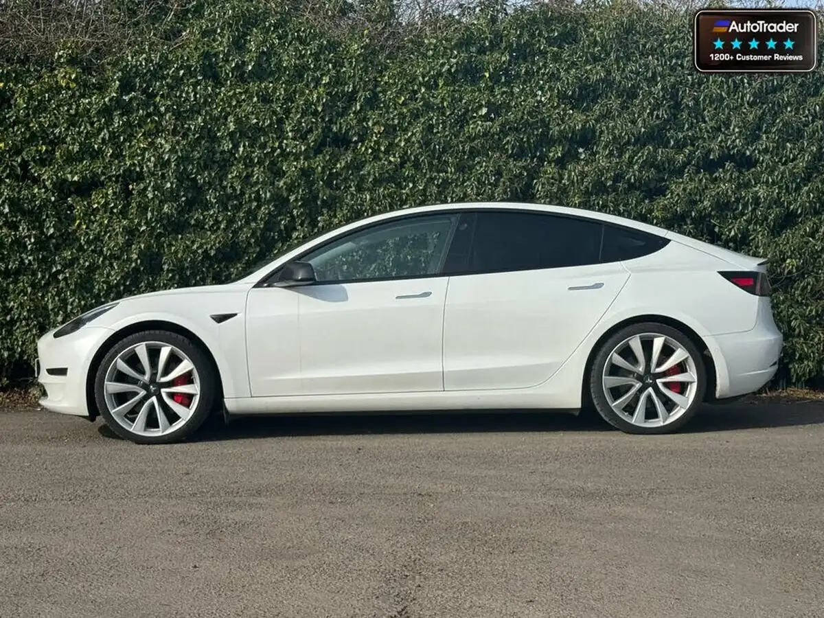 2019-tesla-model-3-e-4x4-performance-pack-big-32