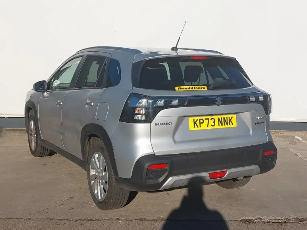 2023-suzuki-s-cross-14-boosterjet-motion-big-1