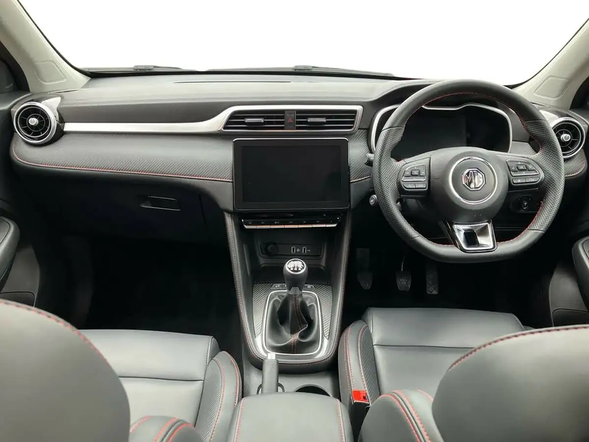 2024-mg-zs-suv-15-vti-tech-exclusive-big-8