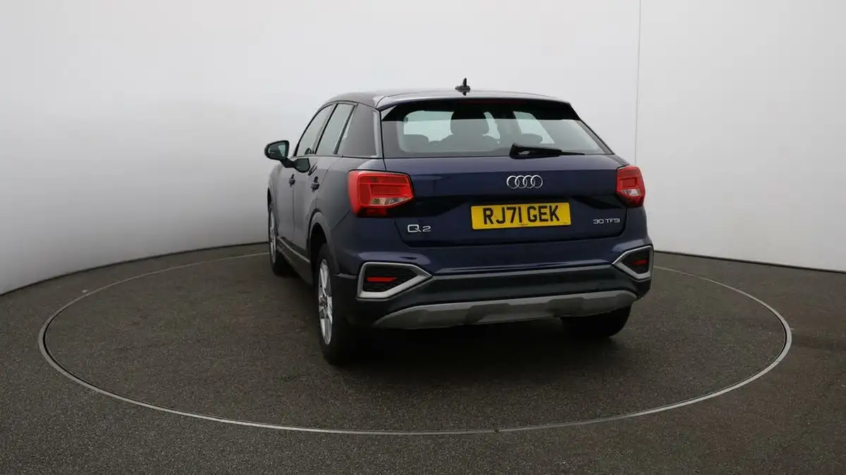 2022-audi-q2-10-30-tfsi-sport-big-52