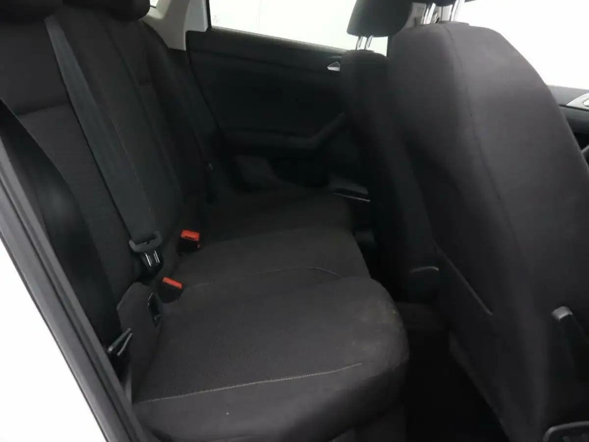 2020-volkswagen-polo-10-tsi-match-dsg-big-21