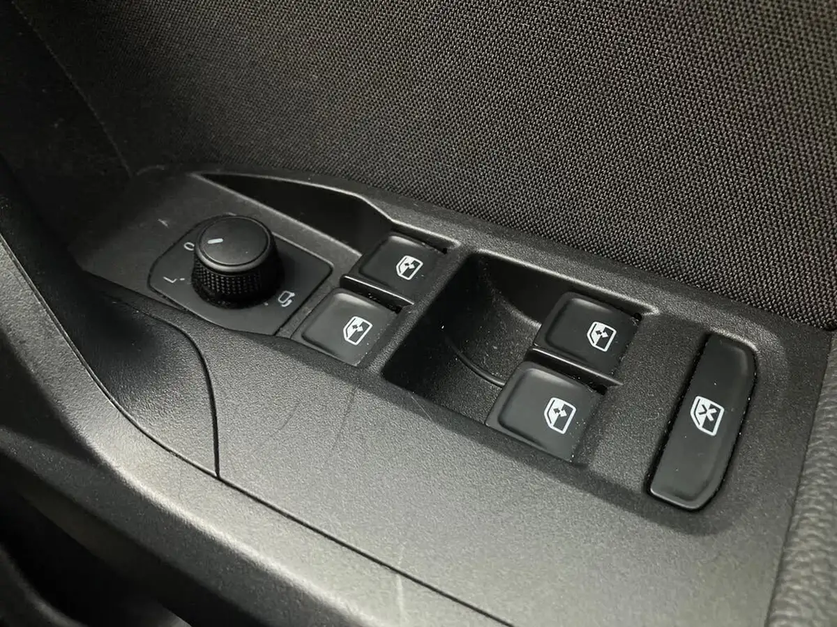 2021-seat-ibiza-10-tsi-fr-95ps-big-17