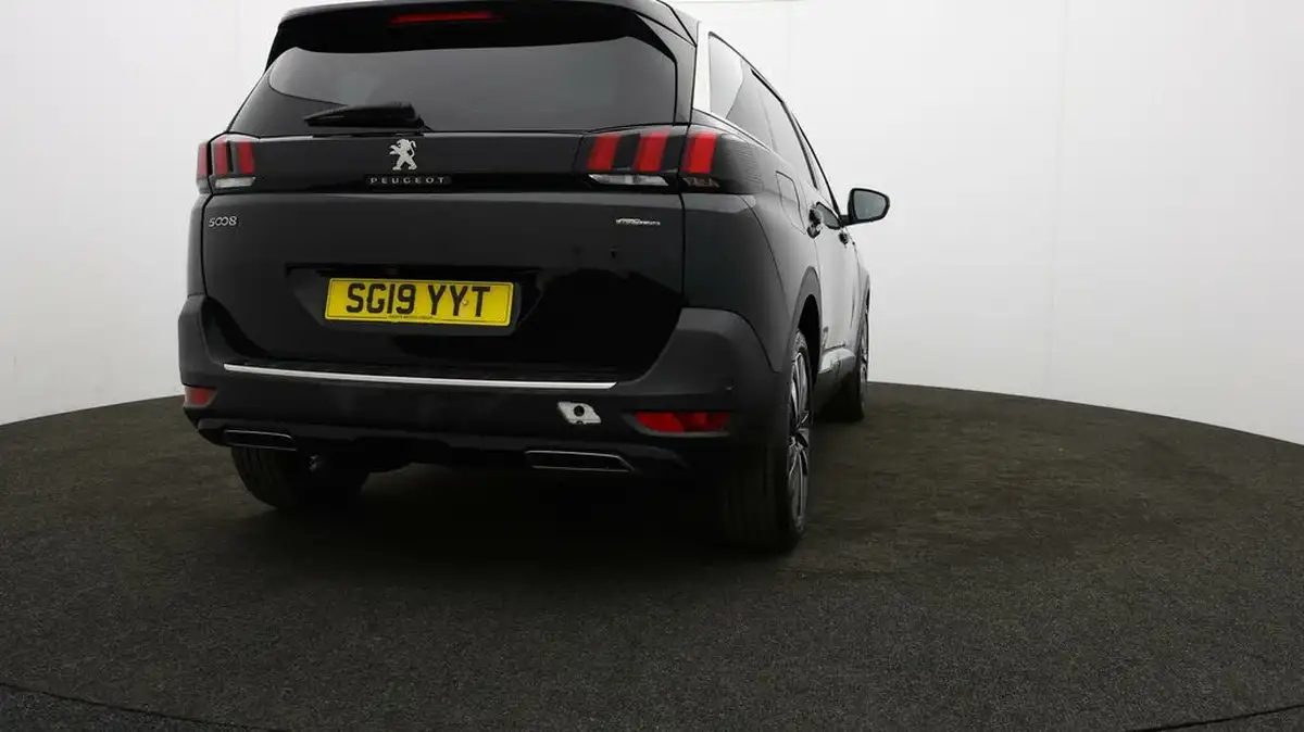 2019-peugeot-5008-suv-15-bluehdi-gt-line-premium-big-38