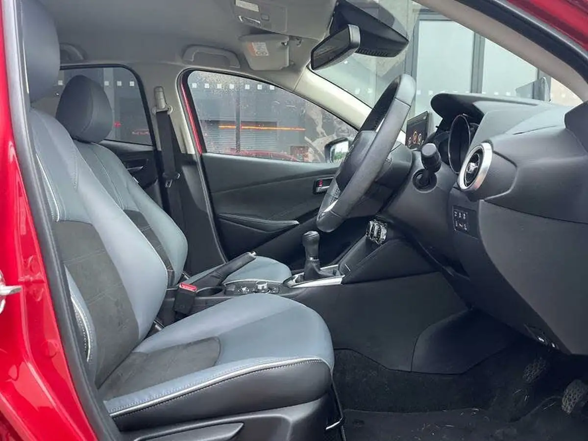 2022-mazda-mazda2-15-e-skyactiv-g-gt-sport-tech-big-13