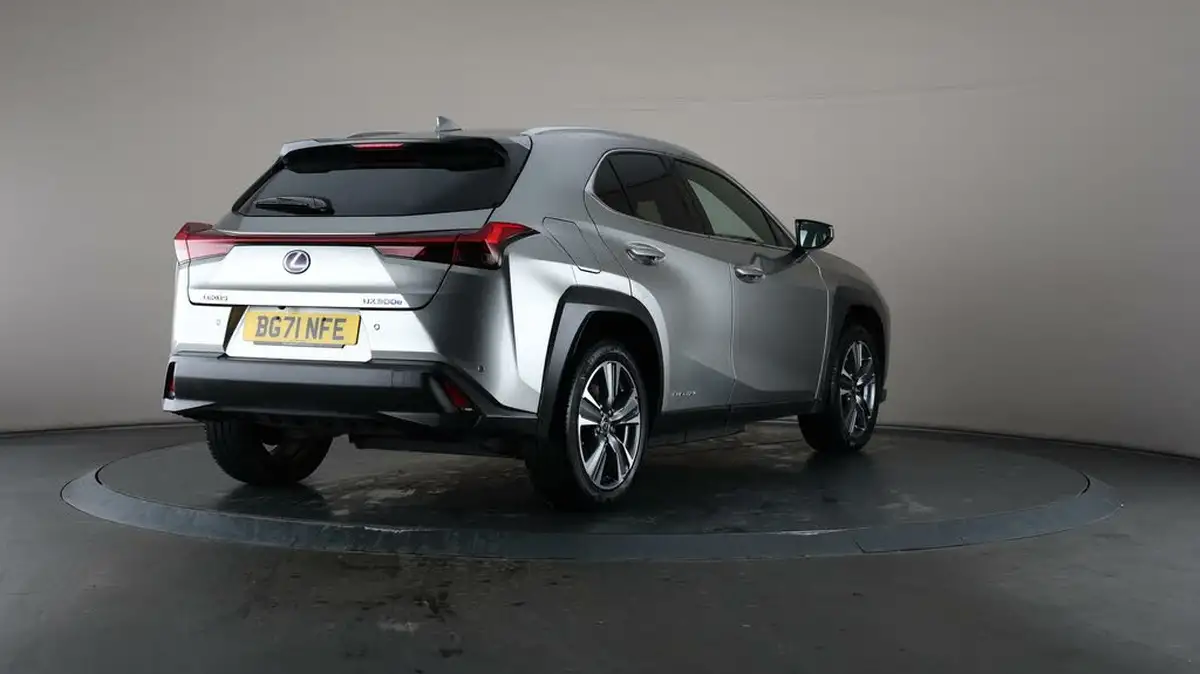 2021-lexus-ux-300e-e-ux-big-66