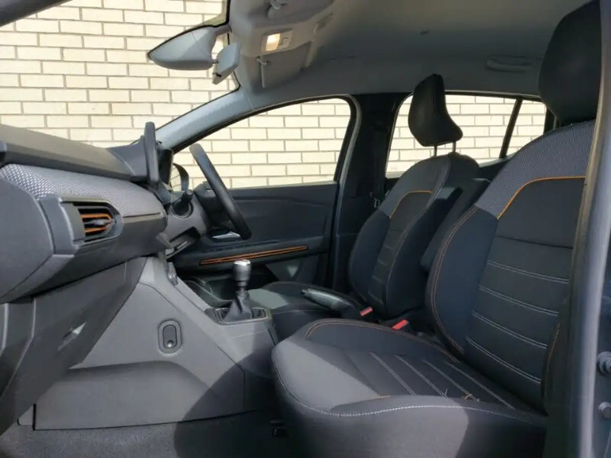 2022-dacia-sandero-stepway-10-tce-comfort-90bhp-big-4