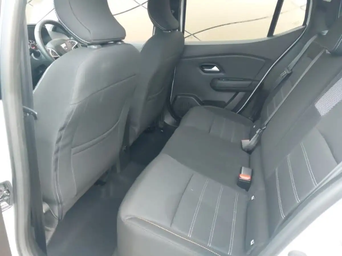 2022-dacia-sandero-stepway-10-tce-prestige-90bhp-big-5