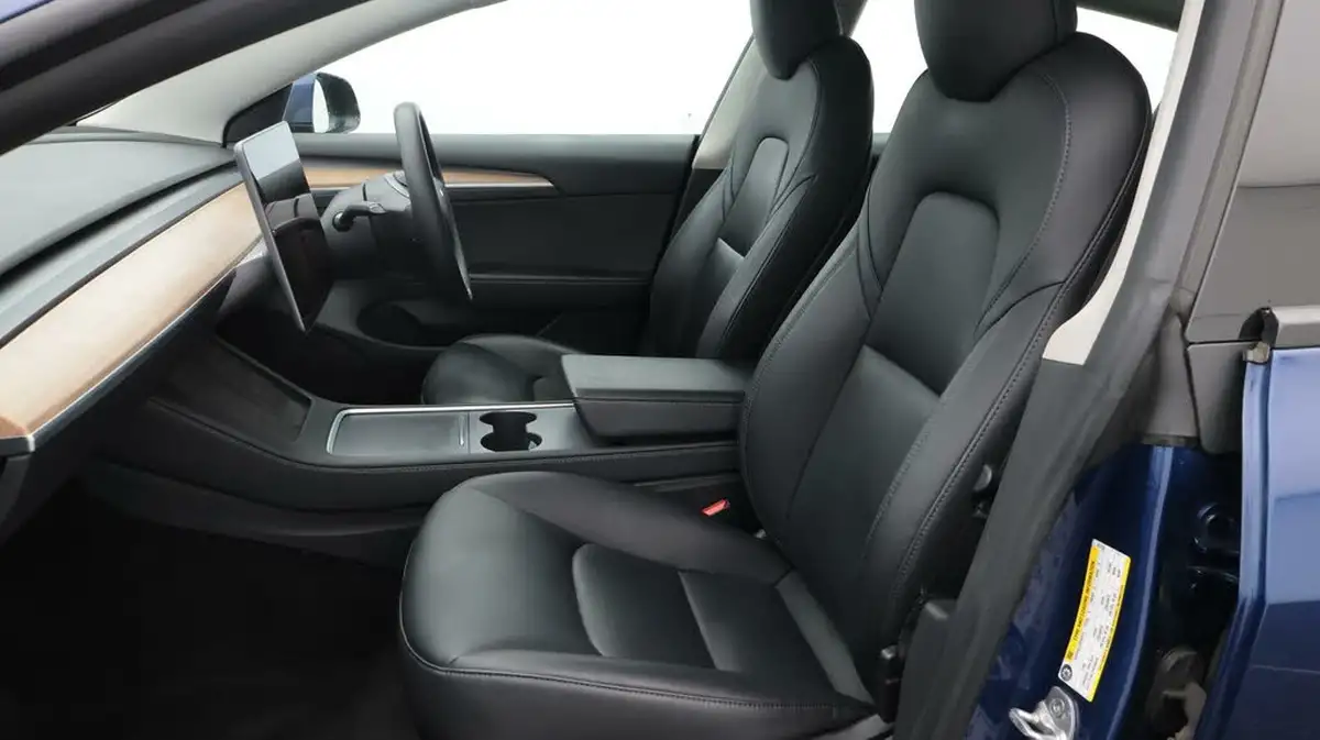 2021-tesla-model-3-e-long-range-awd-big-14